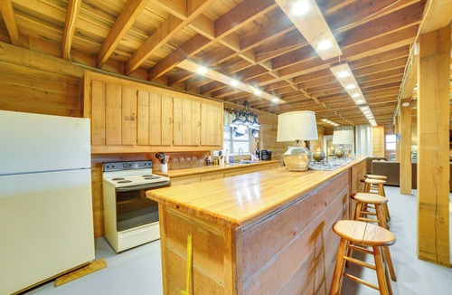 Dukedom Cabin | Modern-Rustic Dukedom Cabin: 780 Acres w/Trails!