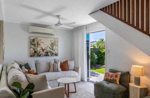 Mooloolaba House | Mooloolaba Canal Retreat with Pool Sleeps 12