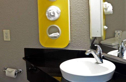 West Des Moines Hotel | Motel 6 West Des Moines, IA