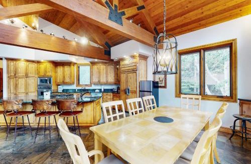Vail House | Mountain Flower