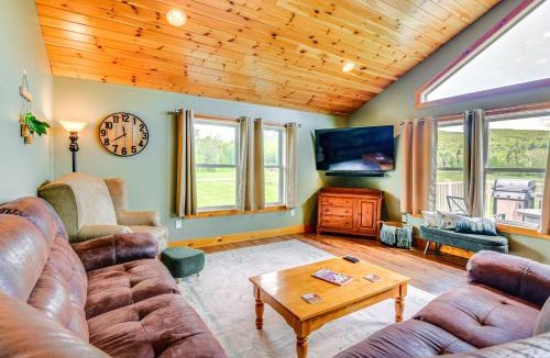 Montgomery Center House | Mtn-View Home 6 Mi to Jay Peak Resort Fish and Hike
