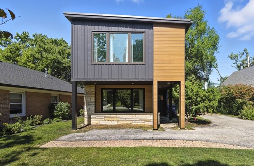 Evanston House | NEW! Bright Modern 3Bed 2.5Bath Evanston Home w/Parking by AllSet Turnover