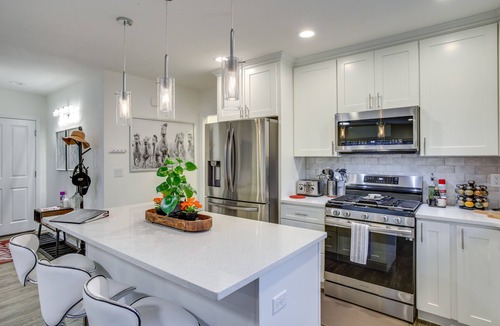 Maple Valley House | Newly Built Maple Valley Vacation Rental w/Patio!