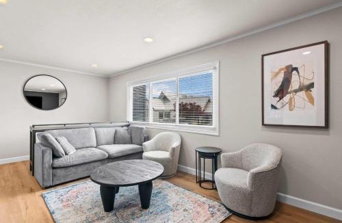 Springfield Apartment | Newly Renovated Unit in Central Spfld #302
