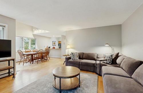 West Hartford Apartment | Newton Village 1A