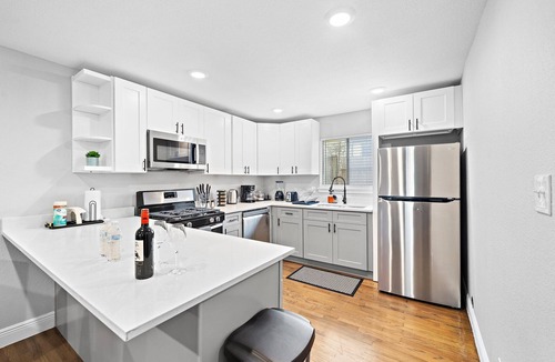 MacGregor House | Nr Med Center, Midtown, DT | Games | Patio BBQ
