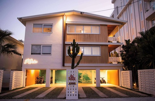 Bilinga Apartment | Ocean View Bilinga Stay | Sleeps 4 + E-Bikes
