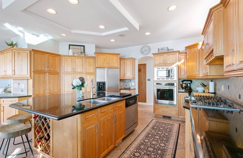 Ferndale House | Oceanfront Home with Amazing Views, and Easy Beach Access