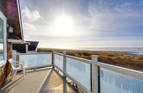 Moclips House | Oceanfront Moclips Escape w/Deck & Beach Access!