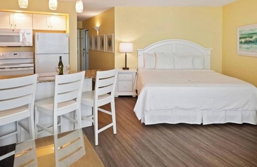 Ormond Beach Hotel | Oceanfront Studio w/Balcony – Perfect Ormond Beach Retreat by the Water