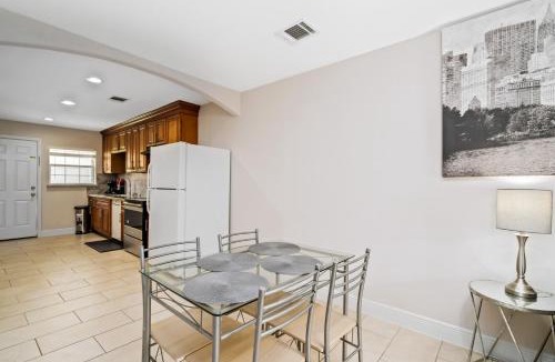 OST - South Union Apartment | Opulent, Luxurious & Modern APT 7 Min From TX Med Center