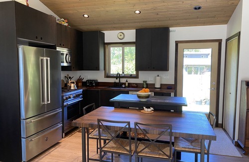 Eastsound House | Orcas Island Modern Home Monthly Rental