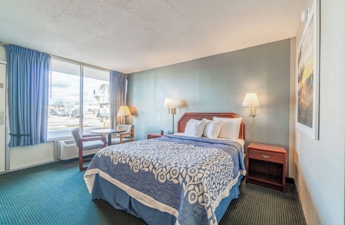 Mountain View Hotel | Ozark Junction mountain view by OYO