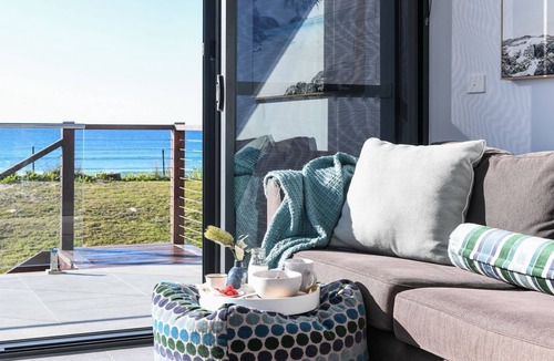 Wooli House | Pacific Dawn on The Beach One
