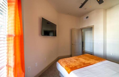 Astrodome Apartment | PackHouse 2
