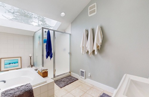 Oak Harbor House | Panoramic waterview home with sauna, high end furnishings and fireplace
