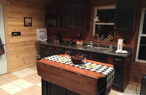 Paradise House | Peaceful Couples Getaway in Lake Superior Forest