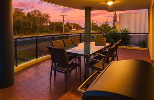 Forster Apartment | Pebbly Beach Escape