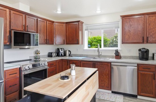 Judkins Park House | Perch - Central District Home w/AC - Walk to Parks & Transit | Judkins Park