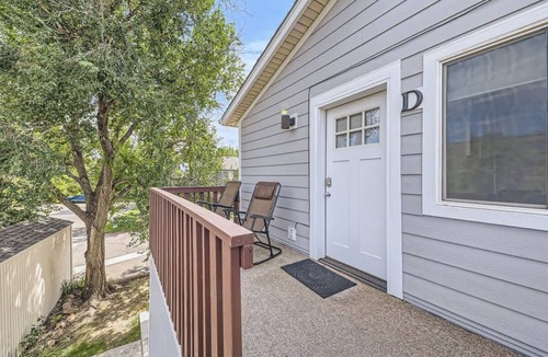 Glenwood Grove - North Iris Apartment | Perfect 2 BDR/1BA in Boulder with Office Space