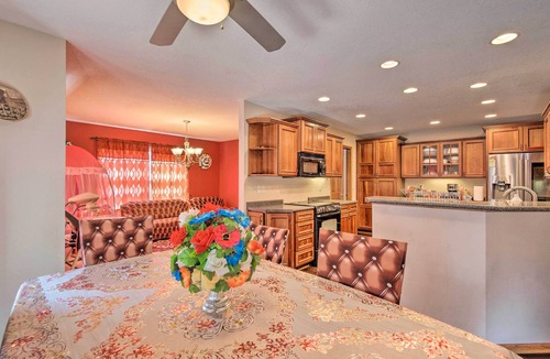 Des Moines House | Pet-Friendly Des Moines Home w/Fenced Yard!