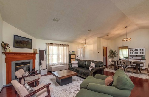 Williston Other | Pet friendly updated home close to HITS, WEC, Rainbow Springs, and Devils Den!