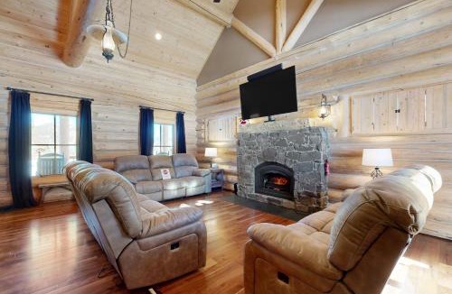 South Fork House | Poppy