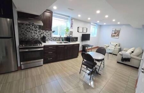 Ajax House | Prestige Accommodation