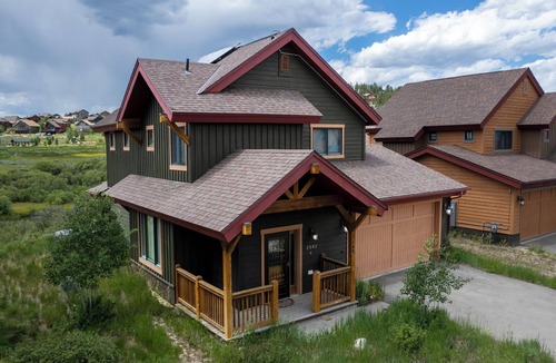 Tabernash House | Private 3 bedroom home, mt views and pet friendly