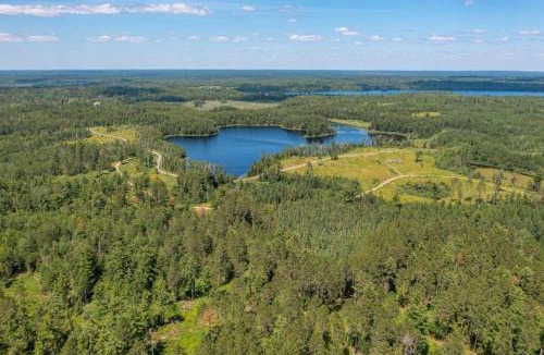 Ely House | Private Cabin Retreat! Sauna, Trails & Lake Access