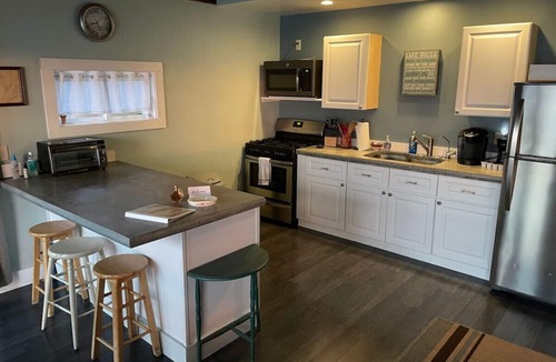 Sheldon Cottage | Private Cottage on Lake Champlain