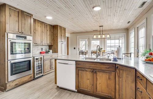 Roach House | Private Dock & Ozarks Shoreline: 5BR Lake House