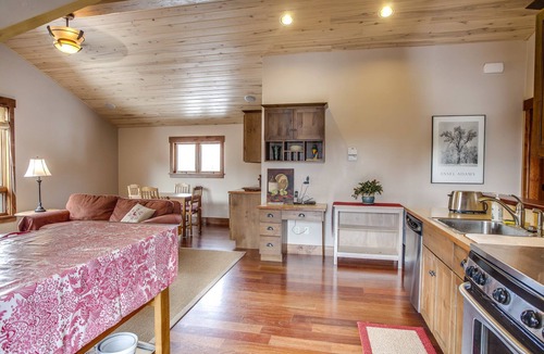 Durango House | Private Home, Florida River Access, Charming, Clean Detached