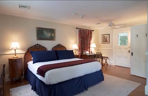 Windsor House | Private Wing of largest Colonial Revival Mansion- Only 15 min to Woodstock
