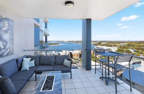Caloundra Resort | Pumicestone Blue