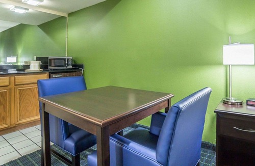 Needles Hotel | Quality Inn Needles