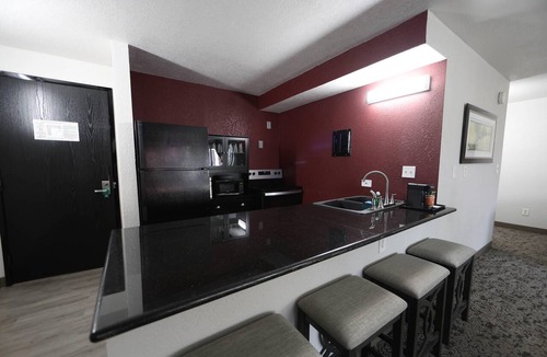 Mattoon Hotel | Quality Inn & Suites Mattoon South