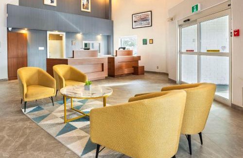 Whitby Hotel | Quality Suites