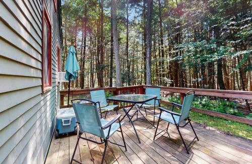 West Hartford Apartment | Quechee Hollow 1F