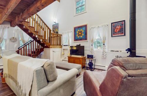 West Hartford Apartment | Quechee Hollow 1F