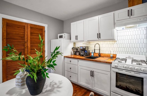 Greater East End Apartment | Quiet Studio Minutes From Downtown Houston