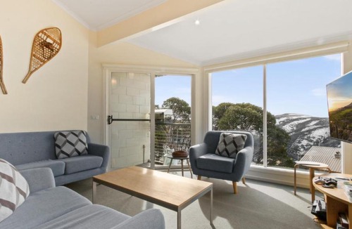 Hotham Heights House | Razorback 8