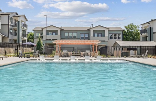Central Arlington Apartment | Refined 2BR Home | Work Friendly w/Pool & Gym