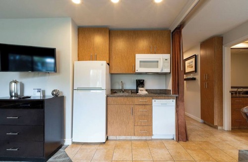 San Clemente Hotel | Relax and Unwind in San Clemente's Coastal Gem | 2 Deluxe Units | Outdoor Pool