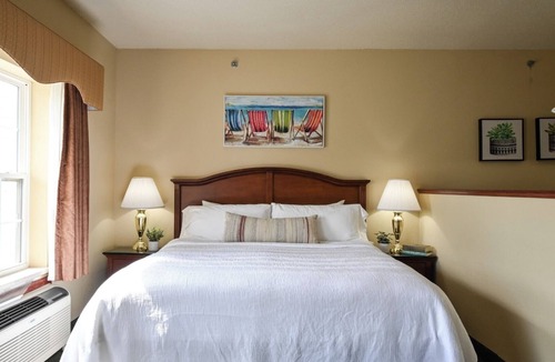 Pembine Hotel | Relaxing Stay w/Poolside Fun, Kayaking & Golf Course Access! Free Parking!