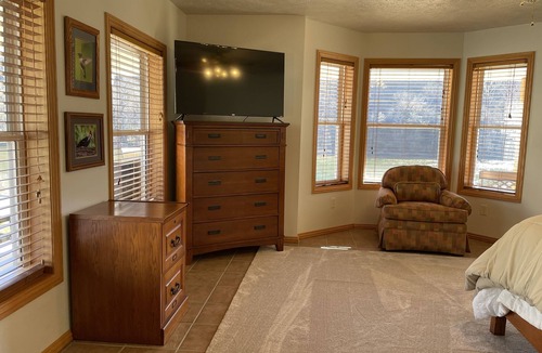 Mountain Home House | River-front home perfect for a getaway or fishing excursion. Pet-friendly!