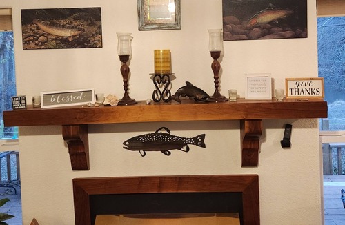 Calico Rock House | River front