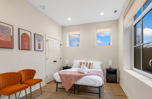 River Grove House | River Grove Luxury 2 Bedroom Apartment