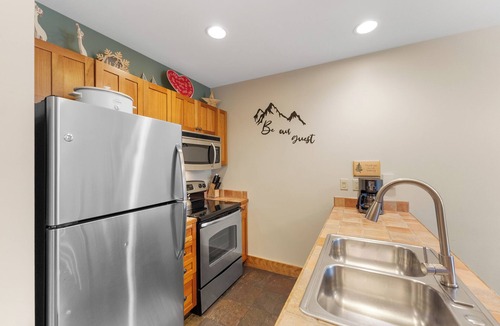 River Run Condo | River Run Condo Close to Gondola, Shops and Dining, Scenic Views from Balcony