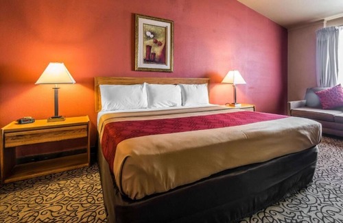 Brush Hotel | Rodeway Inn Brush